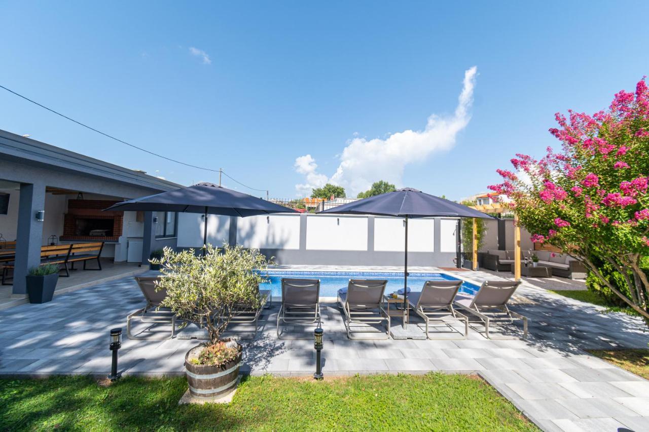 The Oasis Trilj Exterior foto