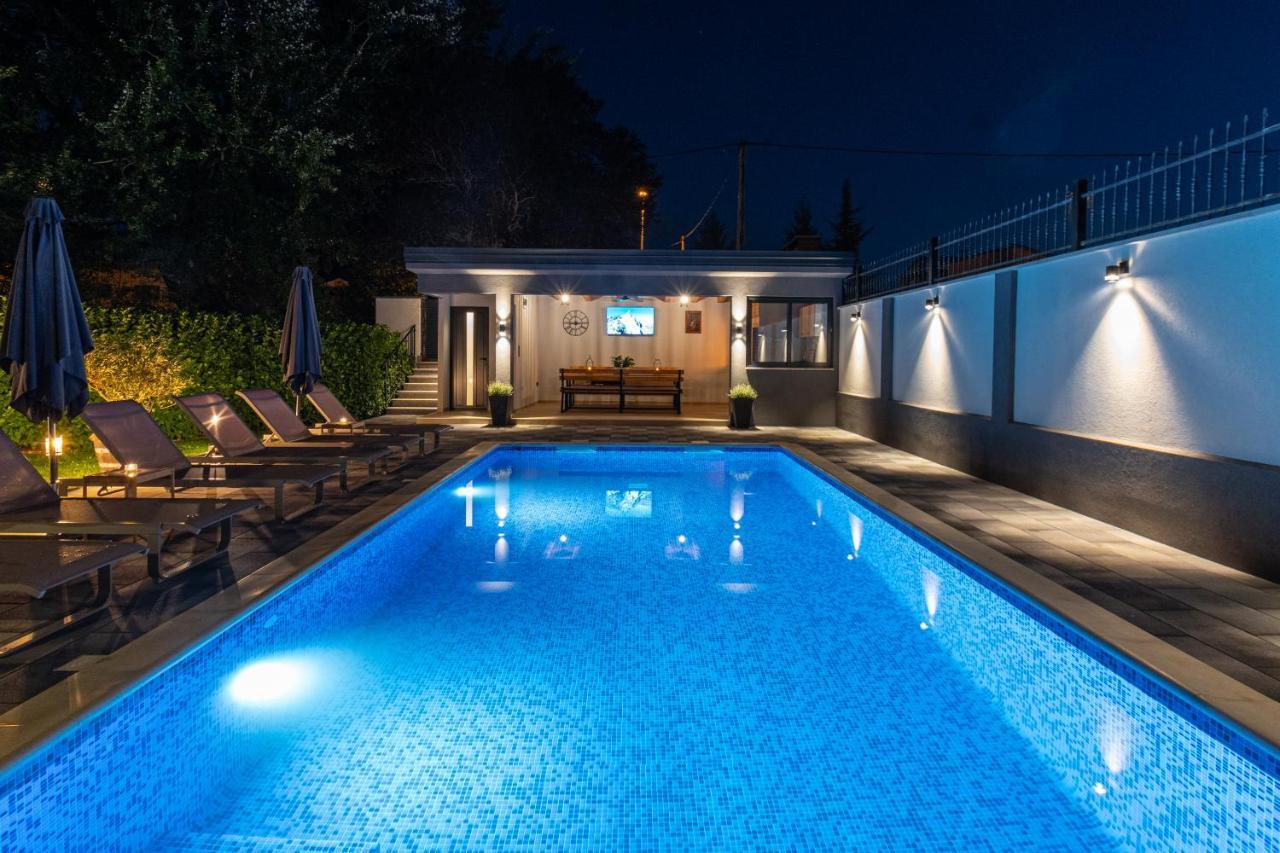 The Oasis Trilj Exterior foto