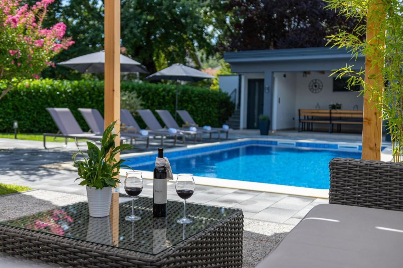 The Oasis Trilj Exterior foto